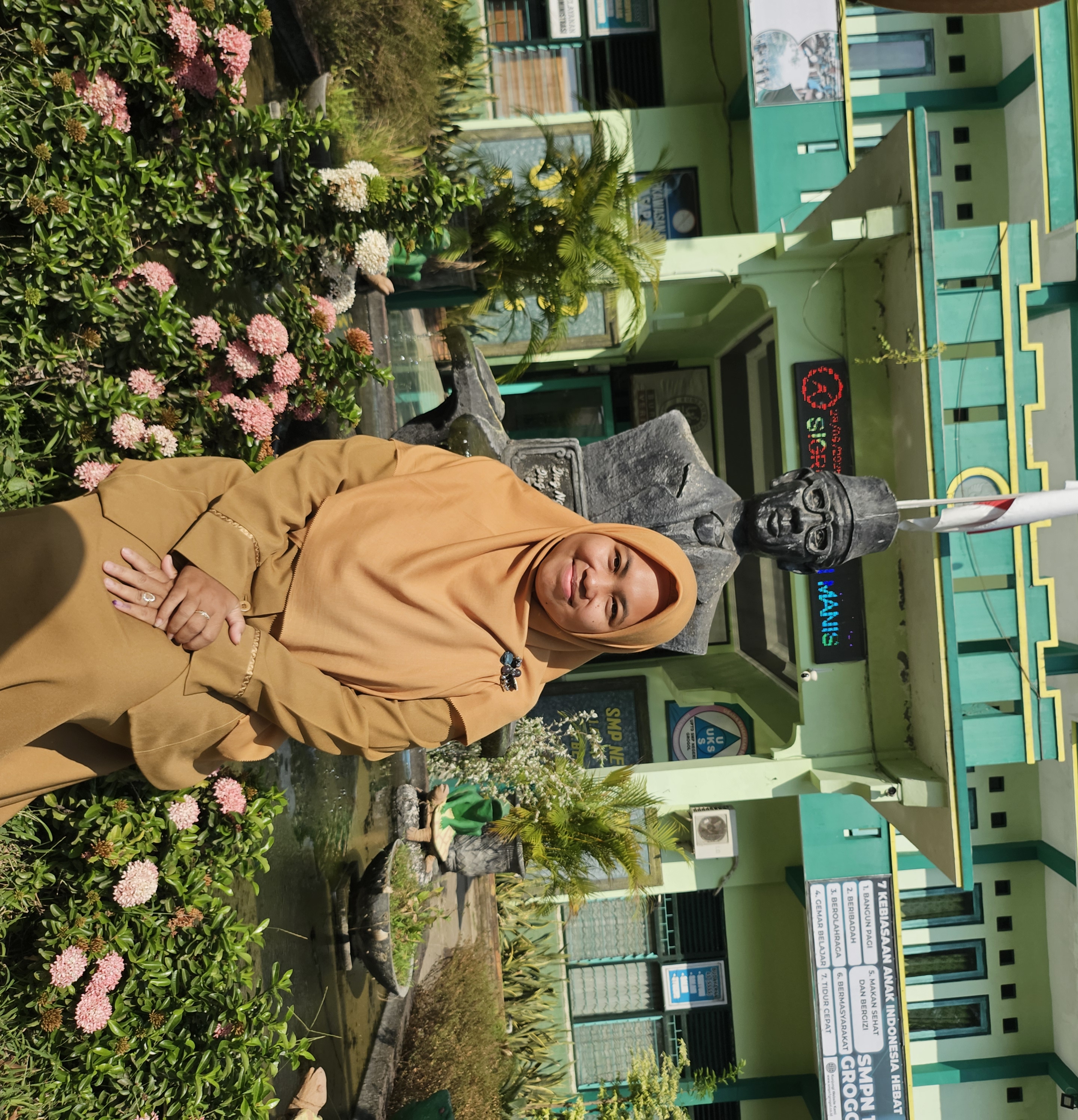 LUTFI RIZKITA, S.Pd