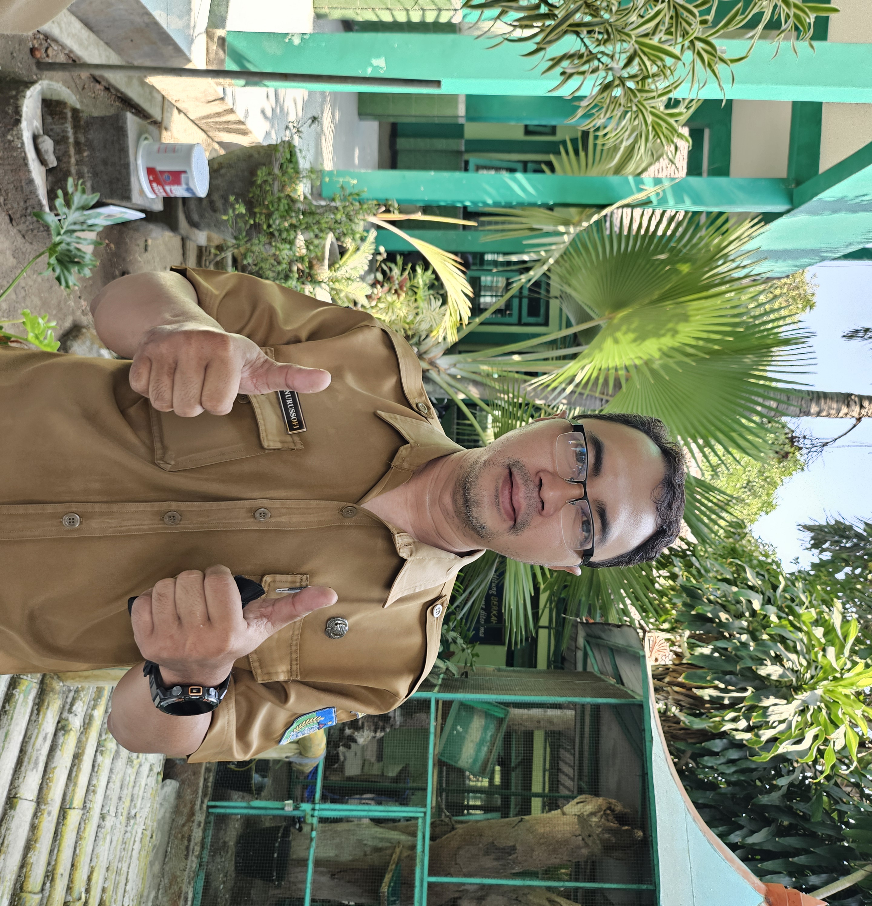ANDY NURUSSOFI, S. Kom