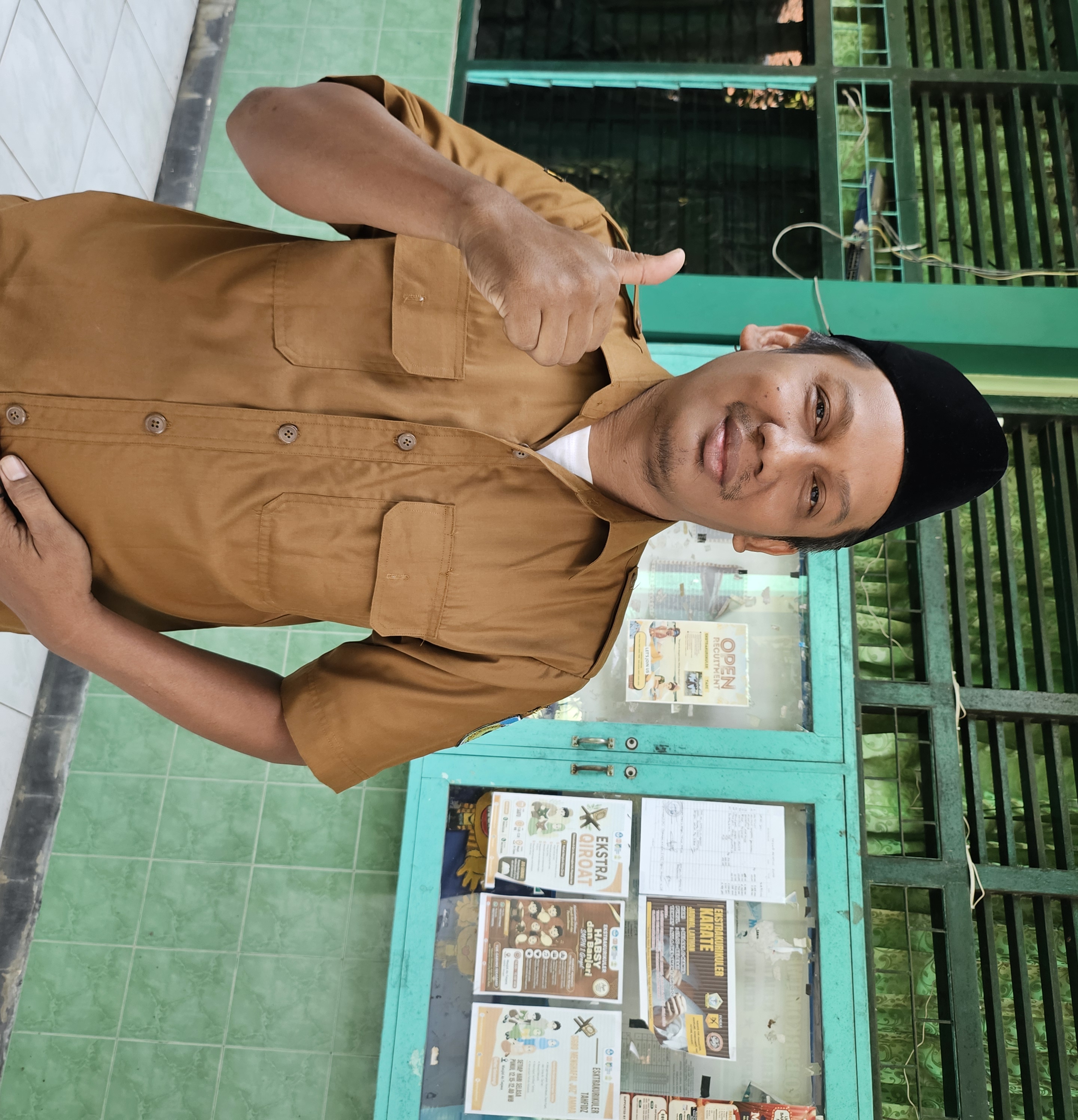 ALY MUSTHOFA AL ASYHARRUDDIN, A.Ag